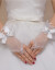 コリアスタル新婦の手袋白い結婚式のウェディングドレスの短いネットの紗のハスの葉の辺はウェディング手袋の結婚式のウェディング祝いの白色の長い5本の指のレスを指します。
