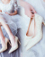 白の結婚靴の女性2018新型セクシーレスの新しい婦人靴の先のハイヒールの単品の靴は結婚してウェディングベールの靴の米白色（9.5 cm）の34